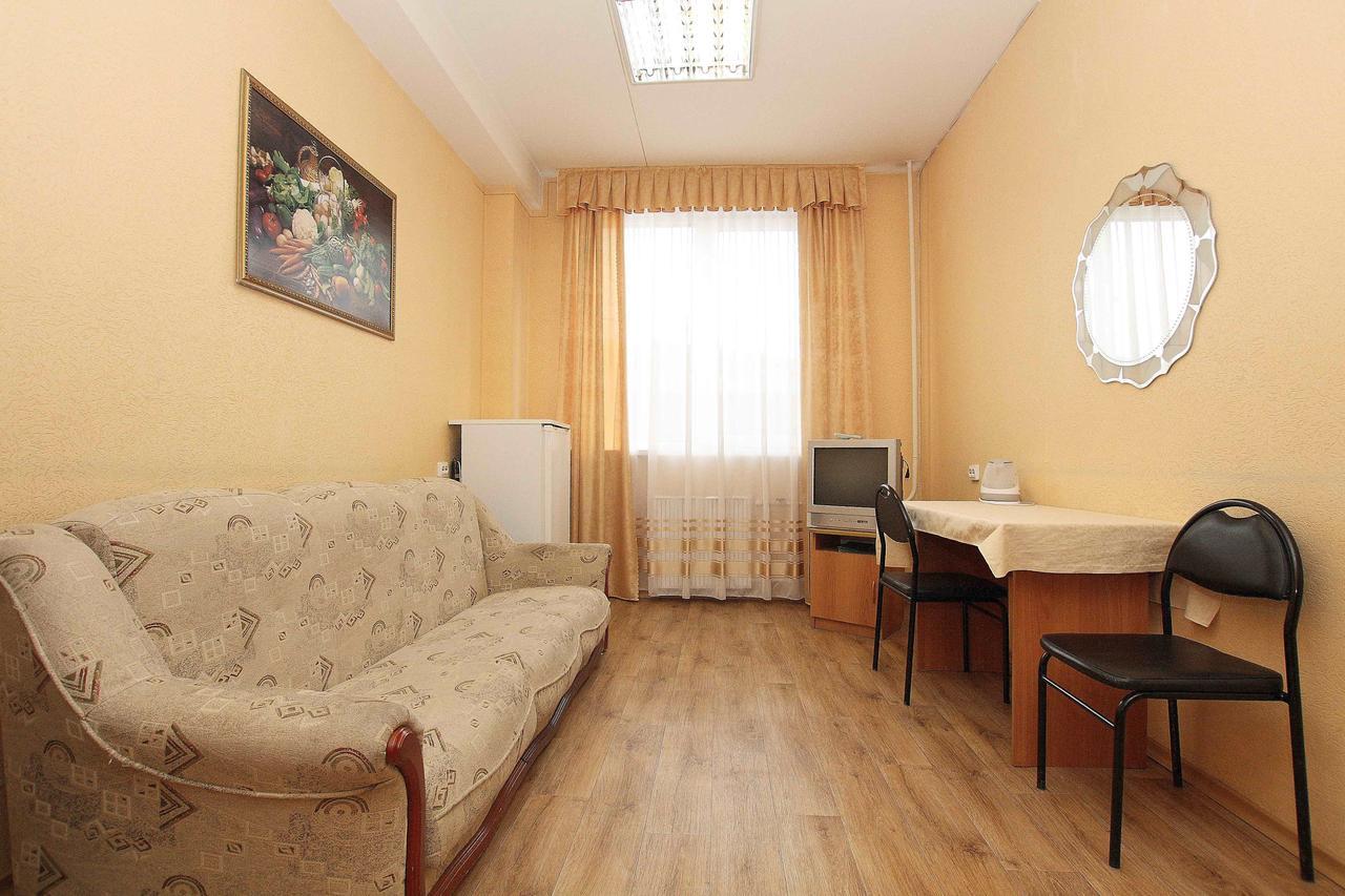 Inn Miraj Tcheliabinsk Extérieur photo